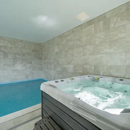 Διαμέρισμα Marina View 4 With Pool By Homing Λάγος