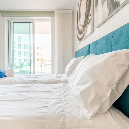 Marina View 4 With Pool By Homing