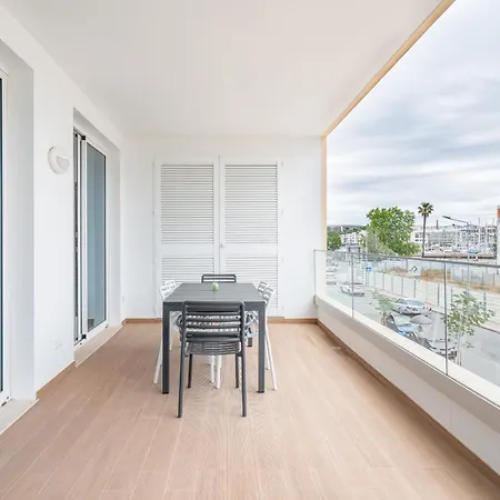 Marina View 4 With Pool By Homing Λάγος