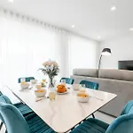 Marina View 4 With Pool By Homing Apartamento *