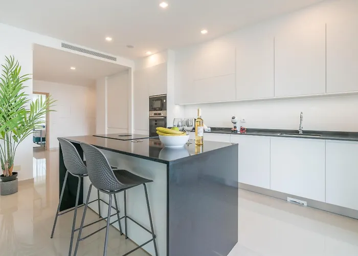 アパート Marina View 4 With Pool By Homing ラゴス