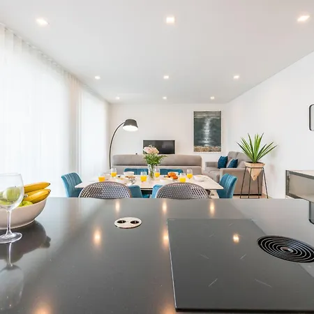 Marina View 4 With Pool By Homing *