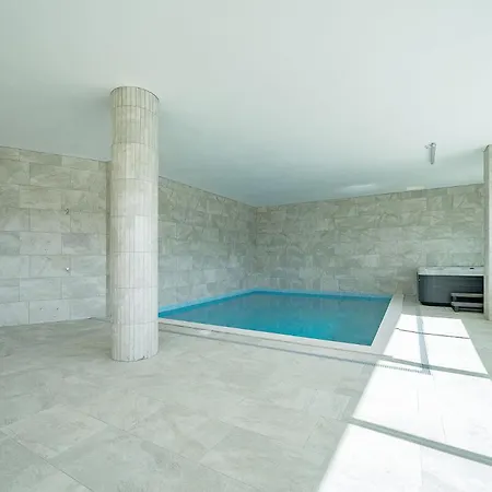 Marina View 4 With Pool By Homing *